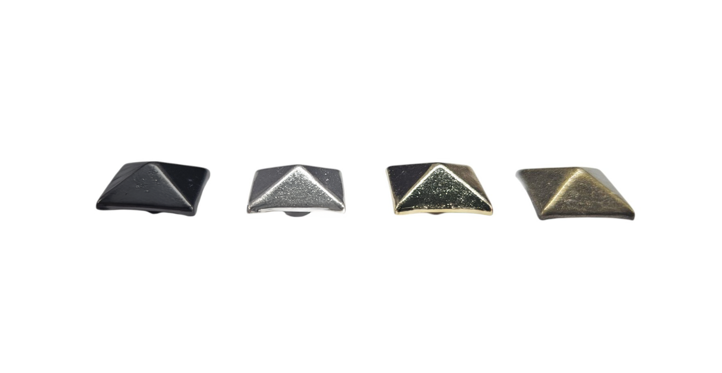Rivet Pyramide 5 stuks