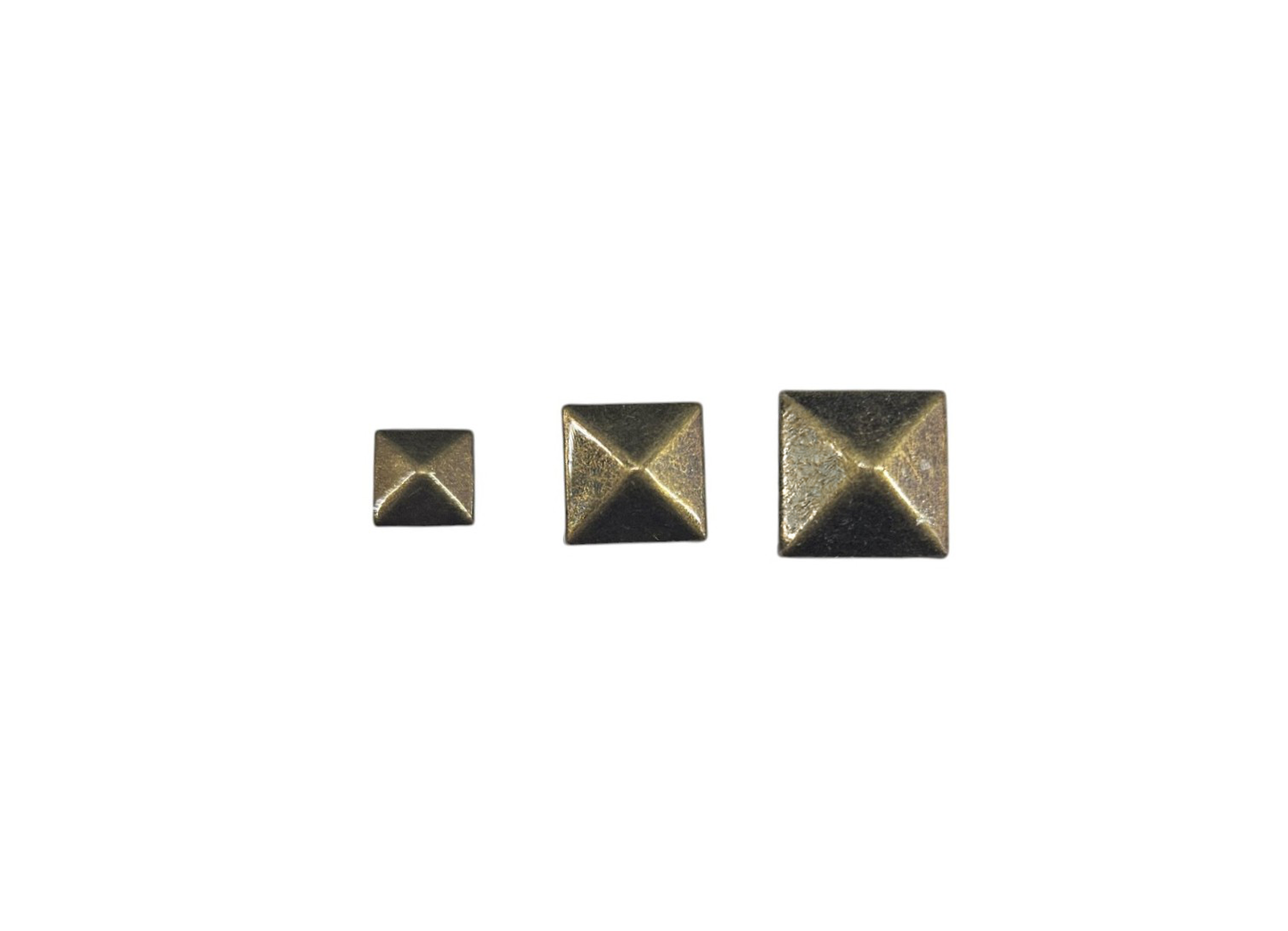 Rivet Pyramide 5 stuks
